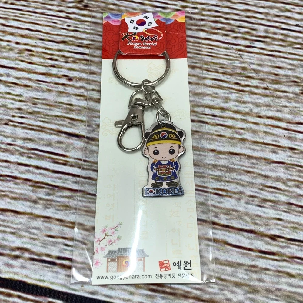 Korean‎ Tourist Souvenir Key Chain Korean Man Hanbok Costume Keychain New